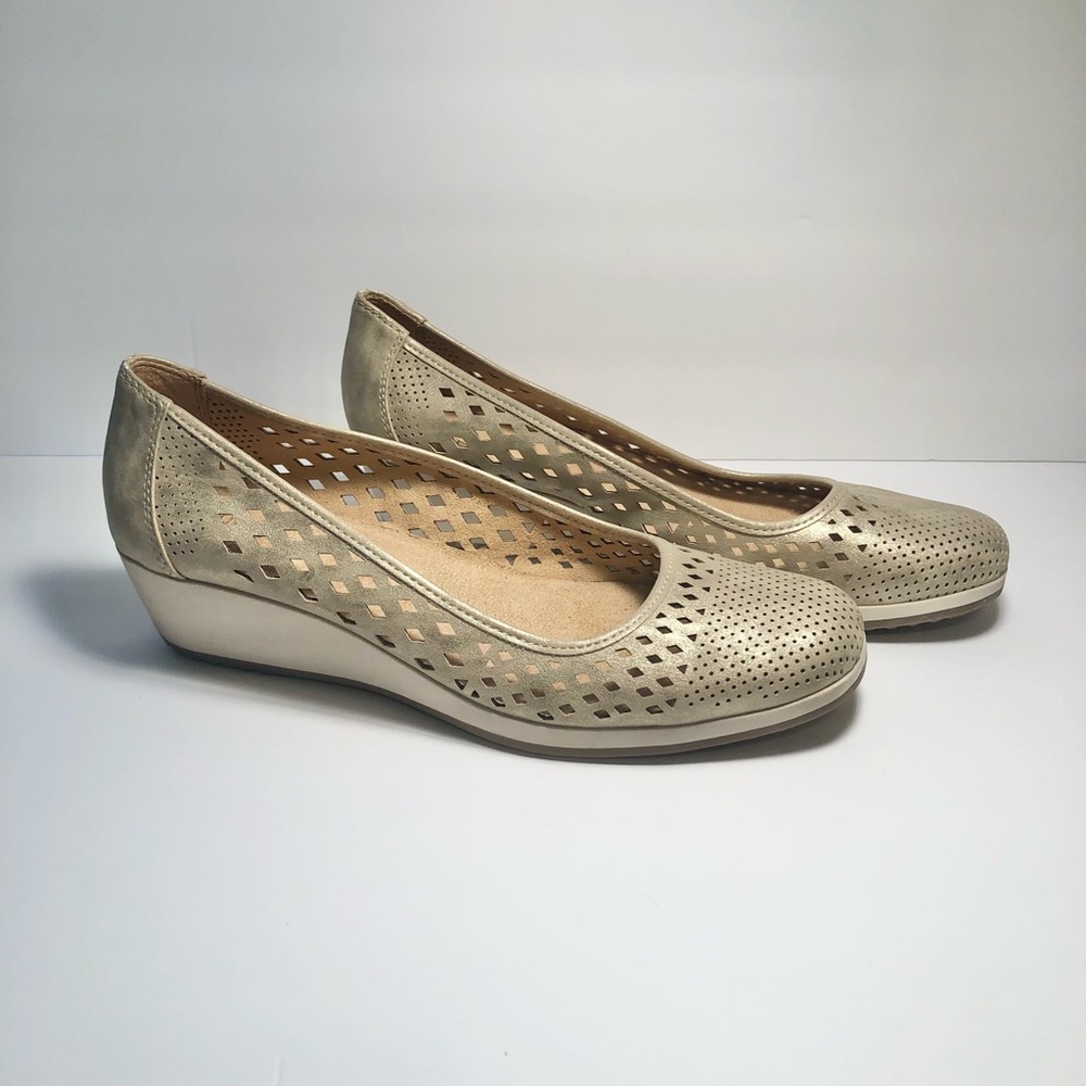 Naturalizer Brina Gold Tan Lazer Cut Wedge Slip On Comfort Shoes Women's size 11